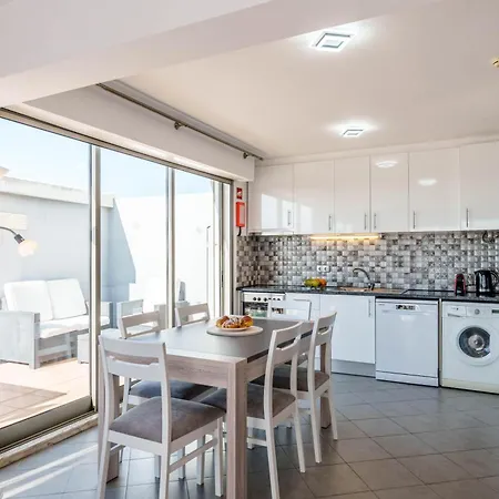 Breathtaking Coral Ocean View At Oa Portimão